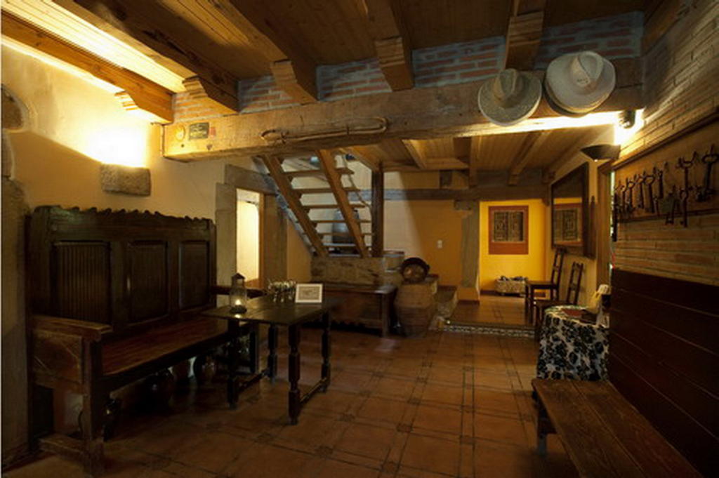 Posada Real La Vieja Chimenea-Spa Herreros Exteriér fotografie