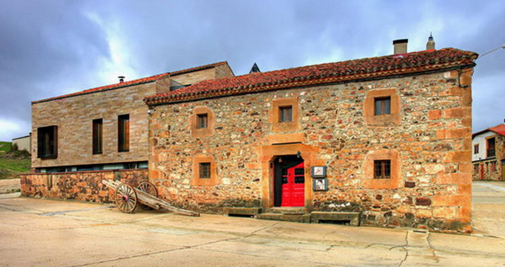 Posada Real La Vieja Chimenea-Spa Herreros Exteriér fotografie